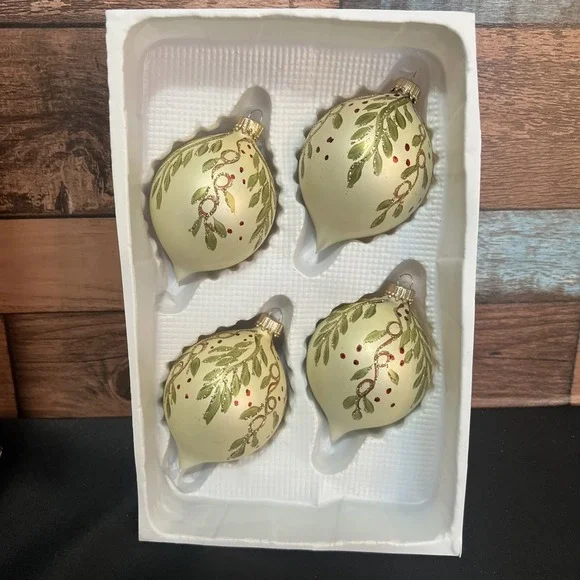 Vtg‎ Enchanted Forest  Glass Glitter Teardrop Holly Christmas Ornaments 4ct NIB - Picture 2 of 5